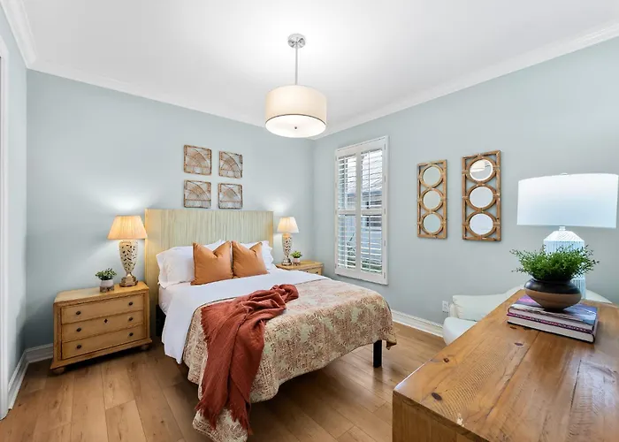 Neapolitan Vacation Rental